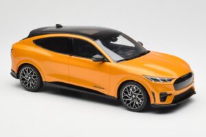 Ford Mustang Mach-E GT Performance Cyber Orange Otto 1:18 OT983 Resin — photo 4 of 6