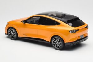 Ford Mustang Mach-E GT Performance Cyber Orange Otto 1:18 OT983 Resin — photo 5 of 6