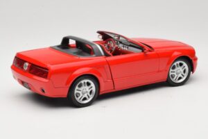 Ford Mustang S197 GT Convertible Red Beanstalk Group 1:18 FOR10016R Diecast — photo 3 of 8