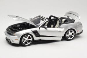 Ford Mustang S197 Roush 427R Convertible Silver Maisto 1:18 31669 Diecast — photo 2 of 8