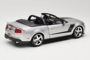 Ford Mustang S197 Roush 427R Convertible Silver Maisto 1:18 31669 Diecast — photo 3 of 8