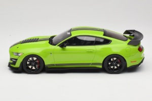 Ford Mustang Shelby GT500 S550 Green GT Spirit 1:18 GT803 Resin — photo 3 of 6