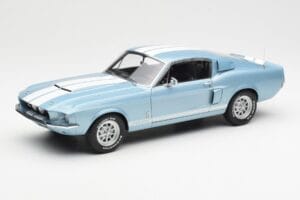 Ford Mustang Shelby GT500 Light Blue Metallic With White Stripes AUTOart 1:18 72907 Diecast