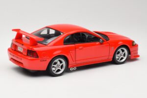 Ford Mustang SVT Cobra R SN95 Red Maisto 1:18 531872 Diecast — photo 3 of 8