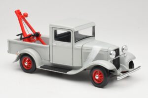 Ford Pick-Up Wrecker Grey Road Signature 1:18 92257 Diecast — photo 6 of 8