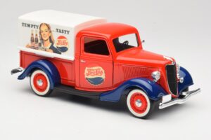 Ford Pickup Truck Pepsi-Cola Solido 1:18 99053 Diecast — photo 6 of 8
