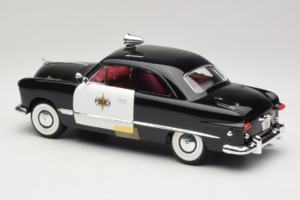 Ford Police Car Anson 1:18 6254 Diecast — photo 5 of 6