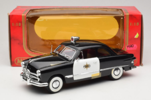 Ford Police Car Anson 1:18 6254 Diecast — photo 6 of 6