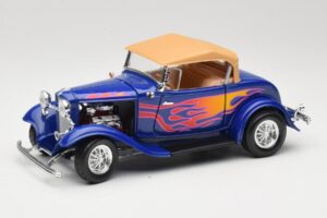 Ford Roadster Street Rod Blue with Fire Road Signature 1:18 92249 Diecast