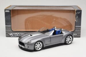 Shelby Cobra Cabriolet Grey Metallic Hot Wheels 1:18 G7220 Diecast — photo 8 of 8