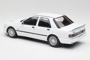 Ford Sierra RS Cosworth 4x4 White MCG 1:18 MCG18353 Diecast — photo 5 of 6