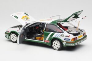 Ford Sierra RS Cosworth #8 D. Auriol / B. Occelli Rally Tour de Corse 1988 AUTOart 1:18 88812 Diecast — photo 5 of 8