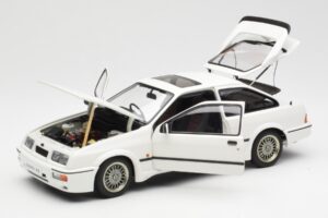 Ford Sierra RS Cosworth White AUTOart 1:18 72862 Diecast — photo 2 of 8