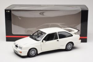 Ford Sierra RS Cosworth White Minichamps 1:18 150084000 Diecast — photo 8 of 8