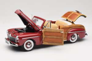 Ford Sportsman Red Road Signature 1:18 20048 Diecast — photo 2 of 8