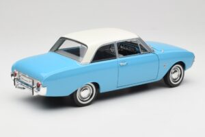 Ford Taunus 12M P1 Taunus Blue Revell 1:18 08880 Diecast — photo 3 of 8