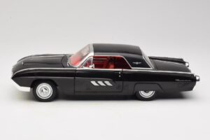 Ford Thunderbird Black Anson 1:18 30344 Diecast — photo 4 of 8