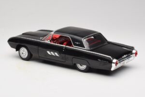 Ford Thunderbird Black Anson 1:18 30344 Diecast — photo 7 of 8