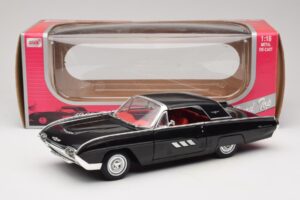 Ford Thunderbird Black Anson 1:18 30344 Diecast — photo 8 of 8