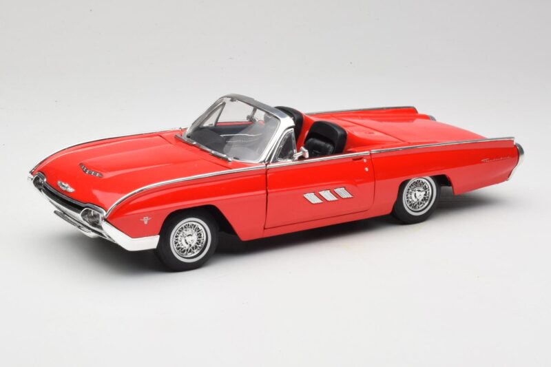 Ford Thunderbird Convertible Red Anson 1:18 30334 Diecast