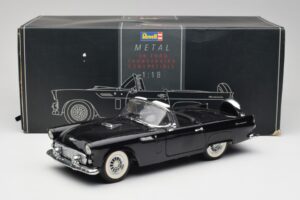 Ford Thunderbird Convertible Black Revell 1:18 8818-M1 Diecast — photo 8 of 8