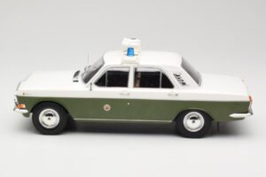GAZ Volga GAZ-24 Police MCG 1:18 MCG18015 Diecast — photo 3 of 6