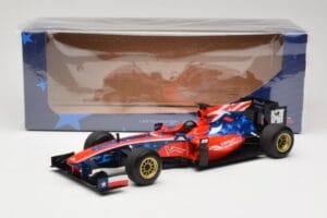 Generic F1 Car 2019-2020 Circuit of the Americas Minichamps 1:18 113190000 Diecast — photo 7 of 7