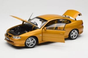 Holden Coupe 60 Concept Metallic Gold AUTOart 1:18 73432 Diecast — photo 2 of 8