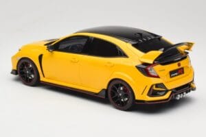 Honda Civic Type R FK8 Euro Spec Yellow Otto 1:18 OT1111 Resin — photo 5 of 6