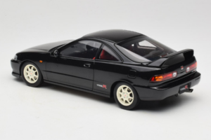 Honda Integra Type R DC2 Pre-Facelift Flamenco Black Pearl MotorHelix 1:18 M85203 Diecast — photo 7 of 8