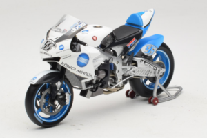 Honda RC212V #56 S. Nakano Konica Minolta Honda MotoGP 2007 Minichamps 1:18 112071056 Diecast — photo 2 of 6