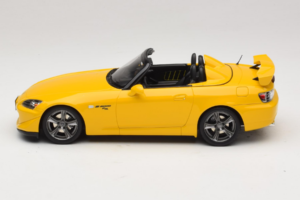 Honda S2000 AP2 CR New Indy Yellow Pearl Otto 1:18 OT1231 Resin — photo 3 of 6