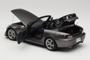 Honda S2000 AP2 Type S Moon Rock Metallic MotorHelix 1:18 M85111 Diecast — photo 6 of 9