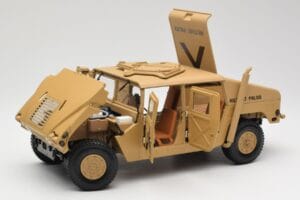 Hummer H1 AM General Military Police Exoto 1:18 01801 Diecast — photo 2 of 8