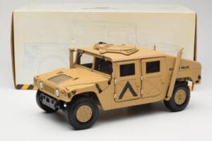 Hummer H1 AM General Military Police Exoto 1:18 01801 Diecast — photo 8 of 8