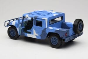 Hummer H1 Humvee Blue & White Motormax 1:18 73157 Diecast — photo 5 of 8