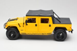 Hummer H1 Soft Top Yellow Maisto 1:18 56041 Diecast — photo 4 of 8