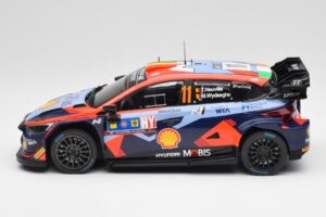 Hyundai i20 N Rally1 WRC #11 T. Neuville / M. Wydaeghe Central European Rally Winner 2023 IXO 1:18 18RMC193 Diecast — photo 3 of 6