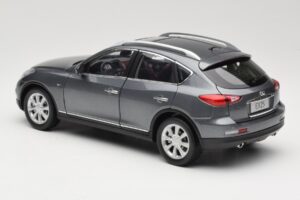 Infiniti EX25 J50 Grey Metallic Paudi 1:18 81L0049 Diecast — photo 7 of 8