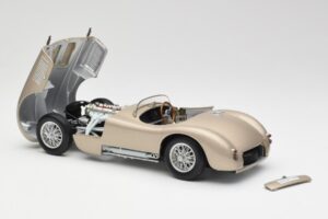 Jaguar C-Type Bronze AUTOart 1:18 73502 Diecast — photo 5 of 8