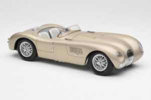 Jaguar C-Type Bronze AUTOart 1:18 73502 Diecast — photo 6 of 8