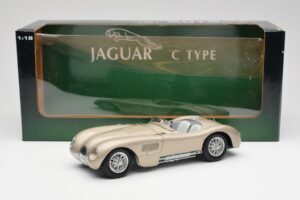 Jaguar C-Type Bronze AUTOart 1:18 73502 Diecast — photo 8 of 8