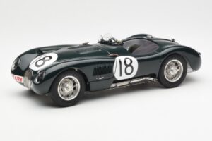 Jaguar C-Type #18 T. Rolt / D. Hamilton 24 Hours of Le Mans Winner 1953 CMC 1:18 M-195 Diecast