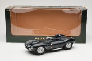 Jaguar D-Type Short Nose Green AUTOart 1:18 73561 Diecast — photo 6 of 6