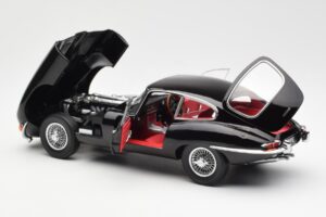 Jaguar E-Type 3.8 Series 1 Black Kyosho 1:18 08954BK Diecast — photo 5 of 8