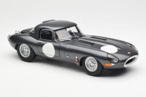 Jaguar E-Type Series 1 Coupe Lightweight Dark Grey AUTOart 1:18 73647 Diecast — photo 6 of 8