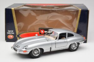 Jaguar E-Type Series 1 Silver Bburago 1:18 3018-M2 Diecast — photo 8 of 8