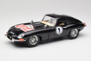 Jaguar E-Type Series 1 #1 British Racing Green Bburago 1:18 3018-M3 Diecast