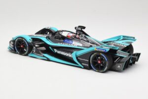Jaguar I-Type 3 Panasonic Jaguar Racing #20 M. Evans Formula E Season 5 2019 Minichamps 1:18 114180020 Diecast — photo 5 of 6