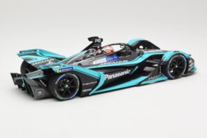 Jaguar I-Type 3 Panasonic Jaguar Racing #3 N. Piquet Jr. Formula E Season 5 2019 Minichamps 1:18 114180003 Diecast — photo 2 of 6